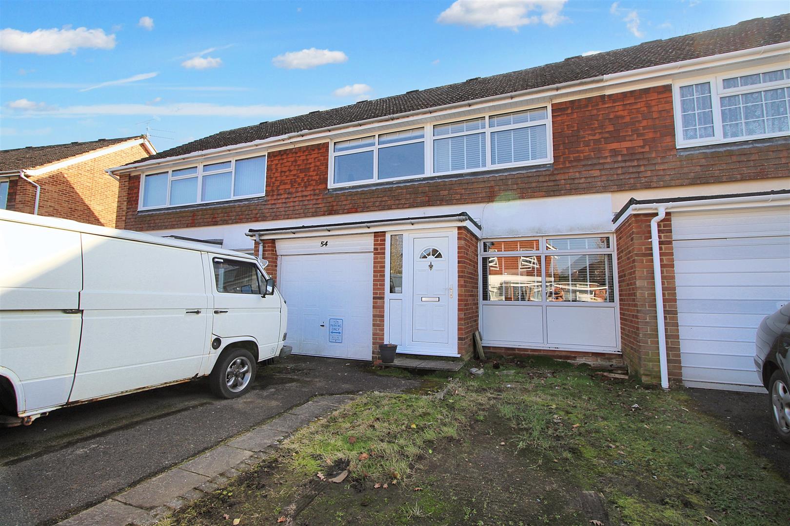 3 bed property in Curlew Drive, Reading